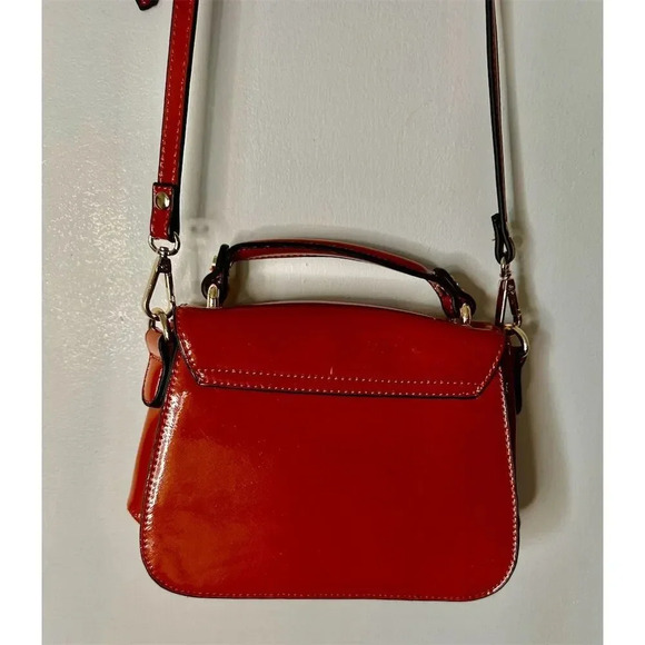 Melie Bianco Red Faux Leather Crossbody Bag Polka Dot Interior Gold Hardware - Picture 8 of 9